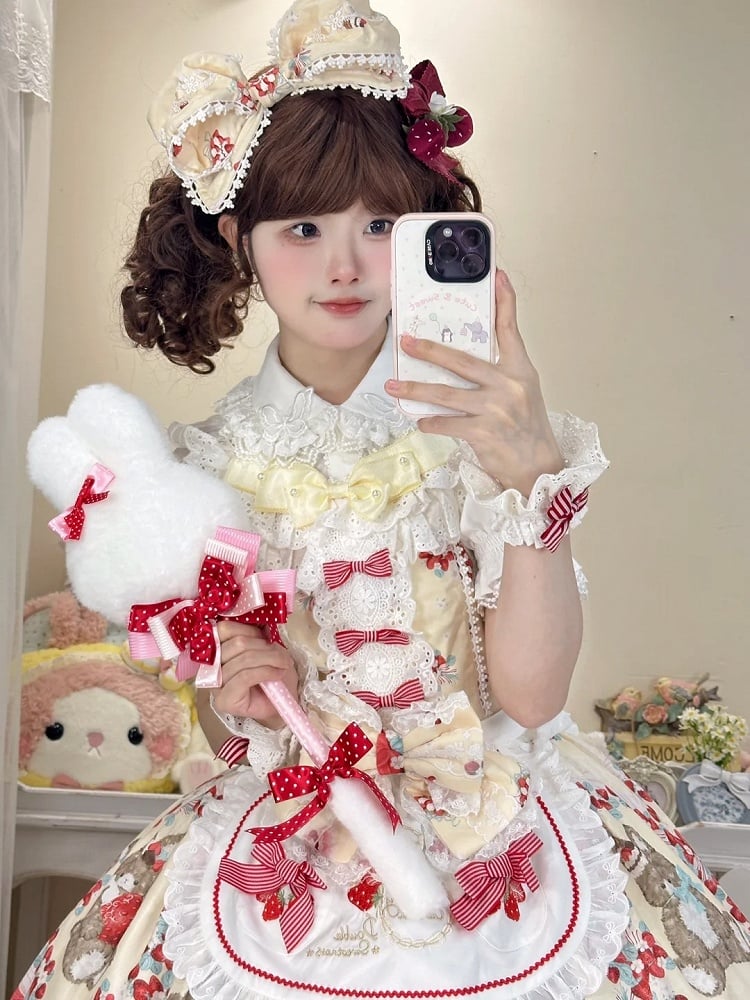 Butterfly Appliques Embellished Peter Pan Collar White Lolita Blouse