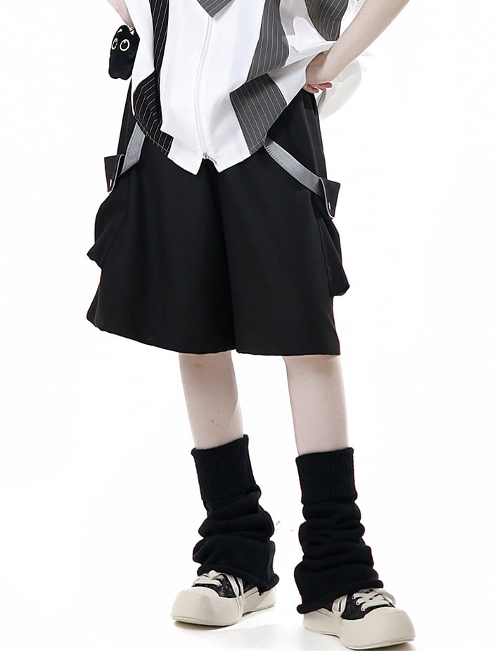 Black Techwear Strap Details Cargo Pockets Shorts