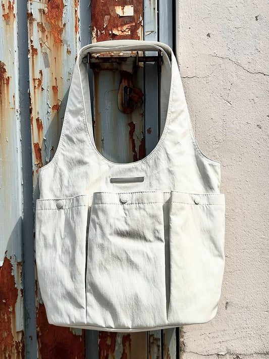 Chic White Single-Shoulder Tote Bag With Triple Pocket Design