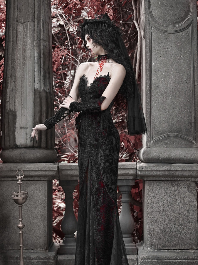 Romantic Goth Deep V-neck Sweetheart Neckline Vampire Mermaid Dress