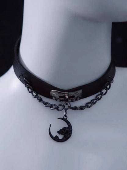 Gothic Black Moon Pendant PU Choker with Chains