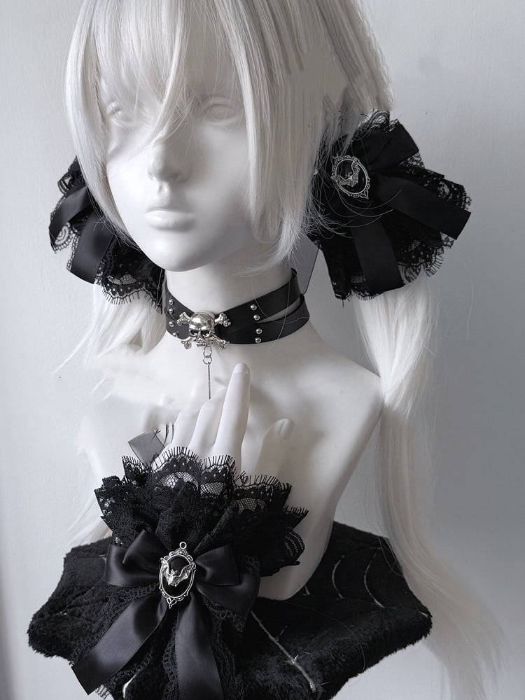 Jirai Kei Black Bowknot Bat Accent Black Lace Hairclips