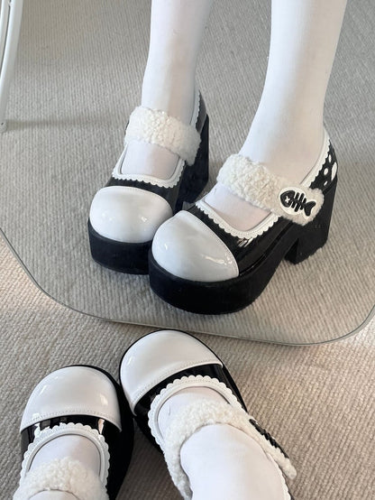 Black Jirai Kei Claw Fishbone Design Platform Shoes