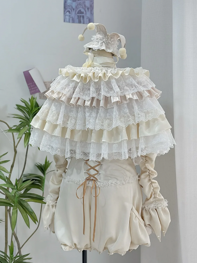 Circus Clown Vibes Ouji Lolita Outfit - Apricot Pointed Collar Shirt + Bloomer Shorts + Garters