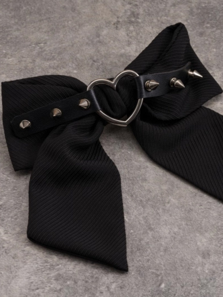 Black Gothic Heart Buckle With Studs Decorated Bowknot Clip