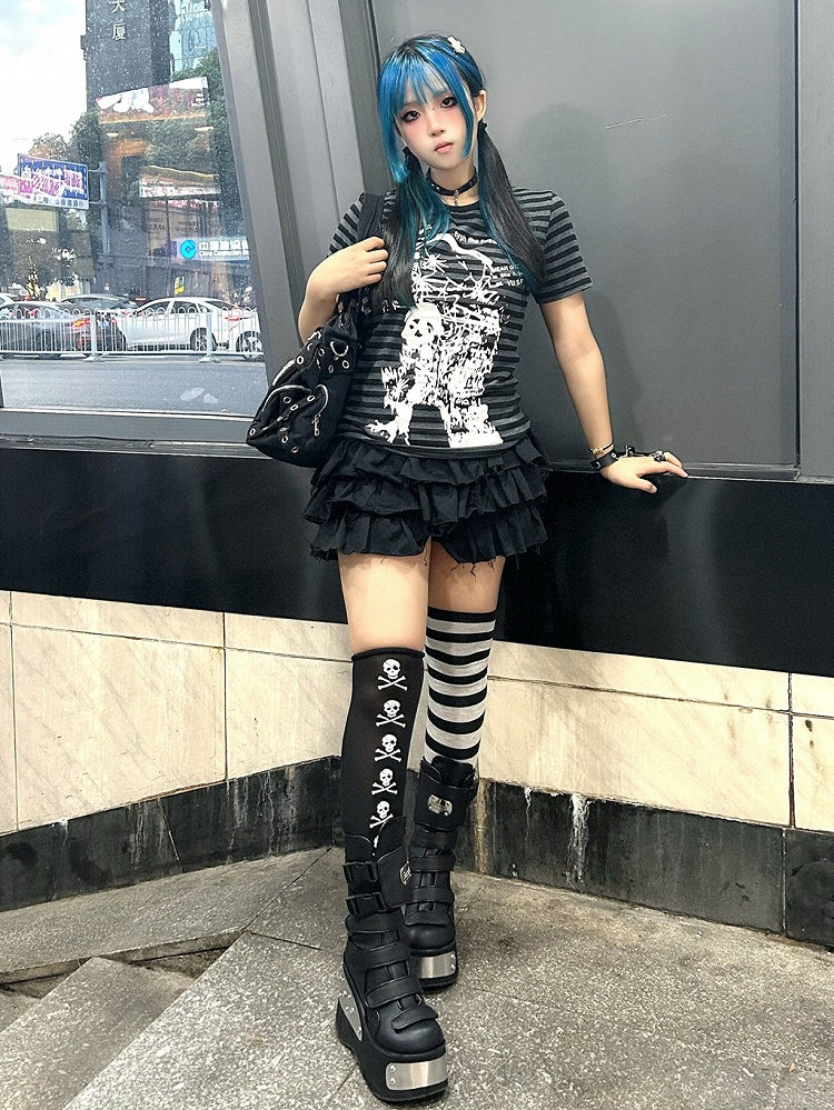 Black & Gray Stripe Pattern Skeleton Print Punk T-shirt