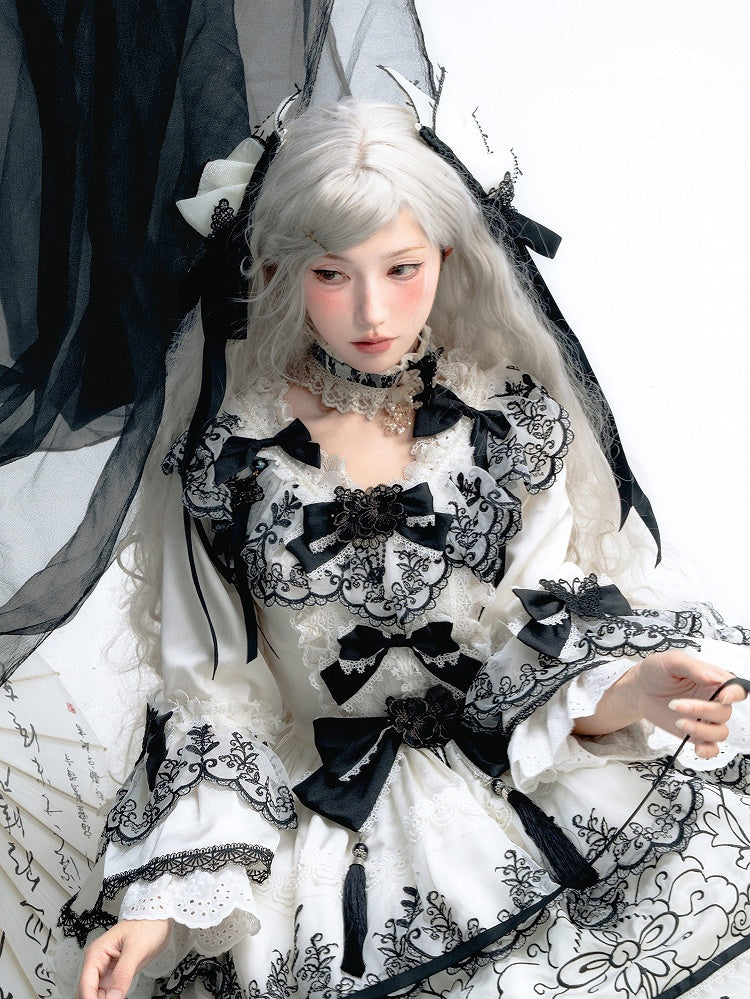 White and Black Butterfly Hairclip