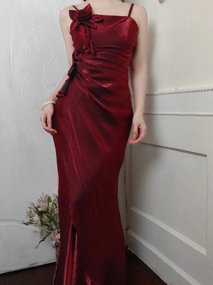 Dark Red Vintage Floral Embellished Sheath Gown Evening Dress