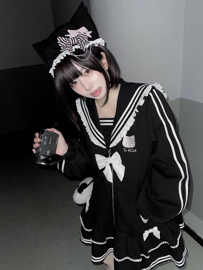 Jirai Kei Black Kitty Embroidery Sailor Collar Zip Closure Landmine Style Dress