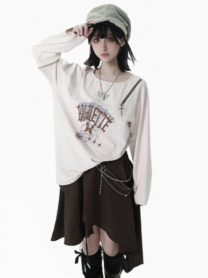 White Split-Hem Top with Cross Zipper Accent