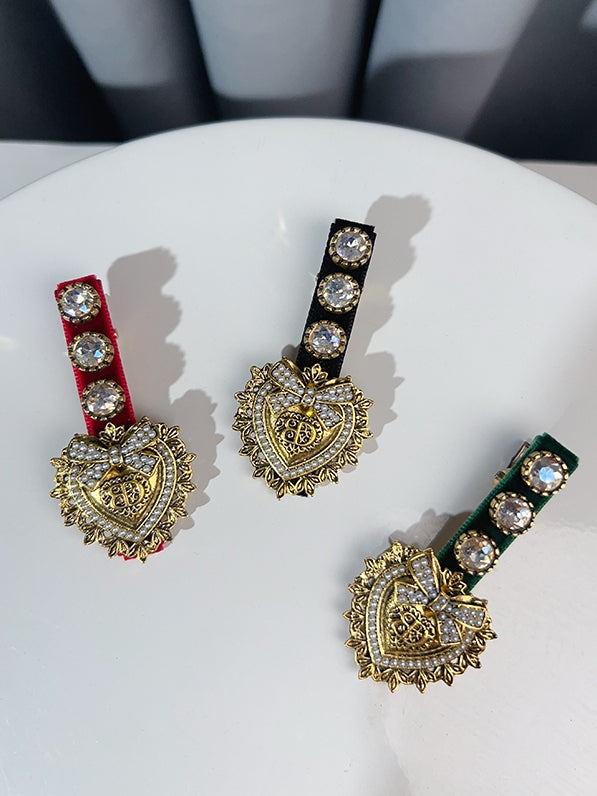 Black/Red/Green Rhinestone Decorated Beaded Heart Hairclip