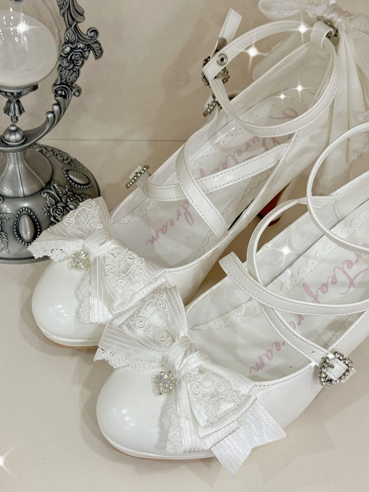 White Crisscross Design Heart Buckle Bow at Top High Heels
