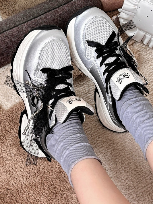 Black Beaded Decorated Bowknot Details Front Lace-up Ties Sneakers