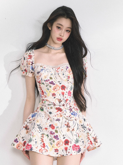 Allover Floral Print Square Neckline and Short Puff Sleeves Apricot Holiday Mini Dress