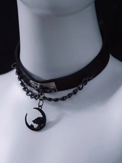 Gothic Black Moon Pendant PU Choker with Chains