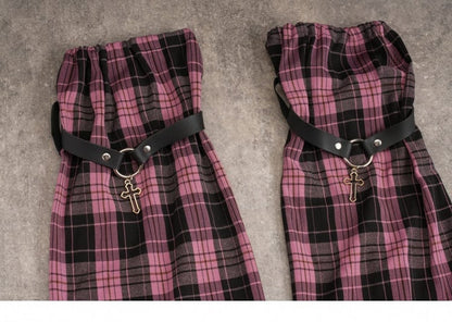 Pins Decorated Black and Pink Plaid Leg Sleeves