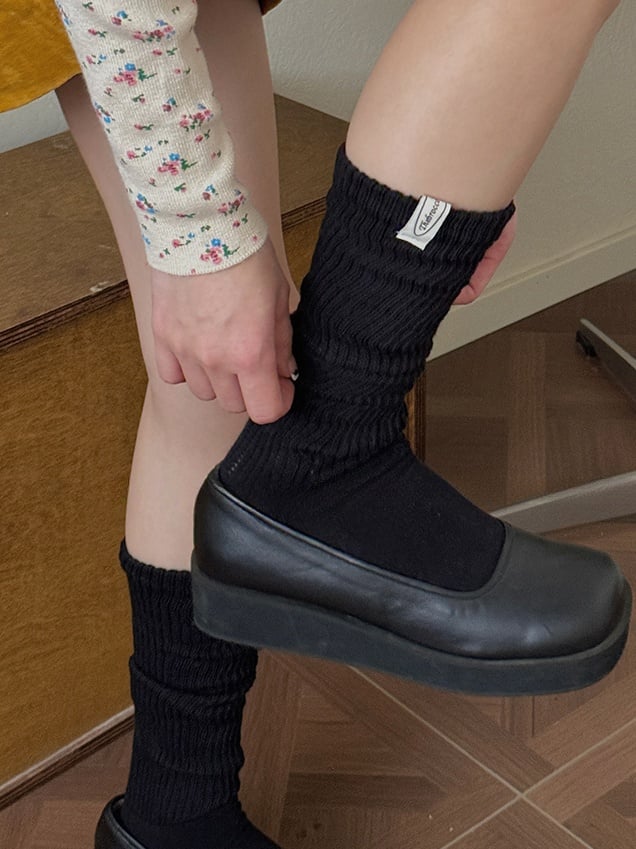Black Knitted Calf Socks