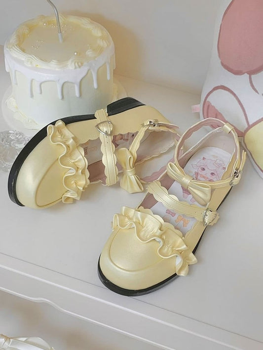 Yellow Ruffles Trim Bowknot Decorated Heart Buckles Lolita Shoes