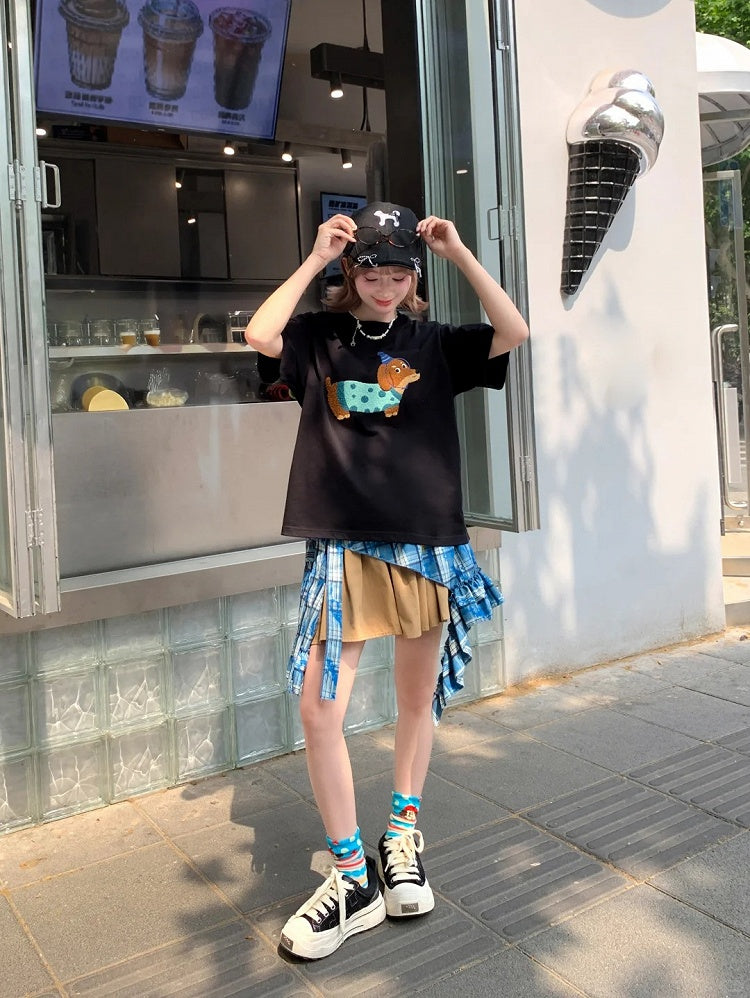 Plush Dachshund Embroidery Black Round Neck Cotton T-shirt