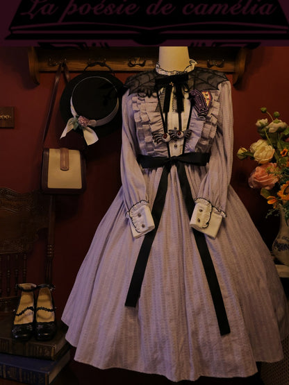 Black Spider Web Embroidery Organza Fake Collar with Detachable Butterfly and Moth Brooch