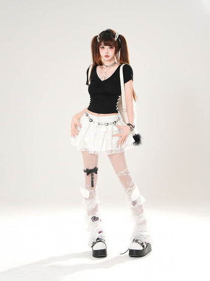 White/Black V-neck Lace Trim Lace-up Side Slim-fitting T-shirt