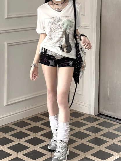 Green/Pink Anime Girl Print V-neck T-shirt