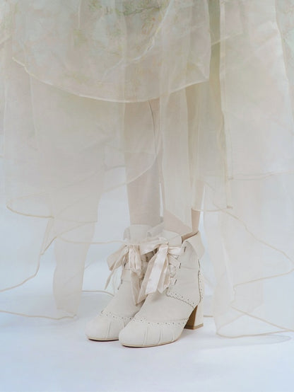 Reversible Cuff Design with Zip & Lace Fastening Elegant Lolita Beige Boots with Mid-heel