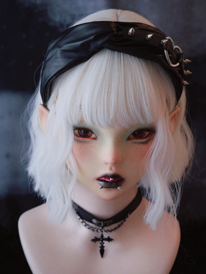 Black Gothic Criss-cross Heart Decorated Studs Design KC