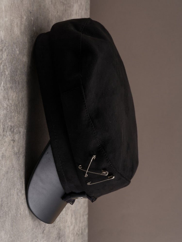 Black Gothic Pin Decorated Ruffled Trim Beret Hat