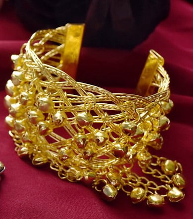 Gold Exotic Bell Design Armlet Bracelet