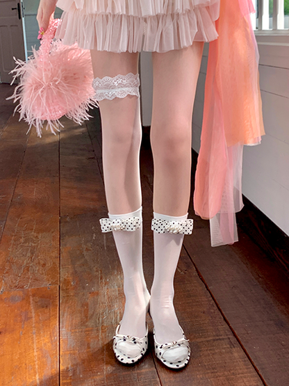 Black/White Polka-dot Pattern Bowknot Calf Socks