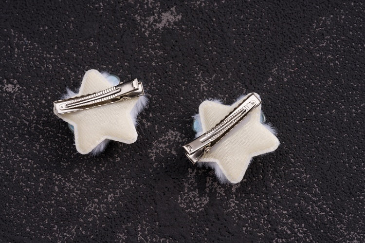 Bones Decorated White Plush Star-shaped Hairclips