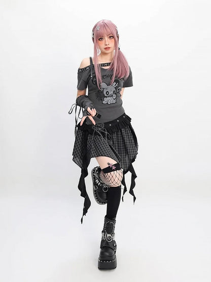 Red/Black Asymmetrical Neckline Bunny Print Y2K T-Shirt with Free Armwear