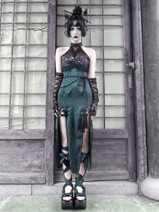 Clearance-Size S for Bust 85CM Desire of the Snake Stand Collar Double Slit Hem Qi Dress