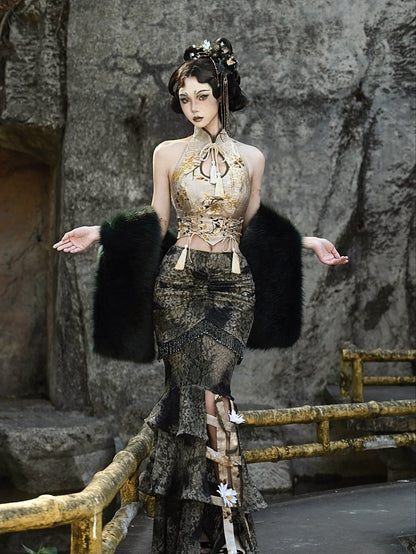 Drop Cutout Neckline with Cheongsam Halter Collar Chinoiserie Cropped Top