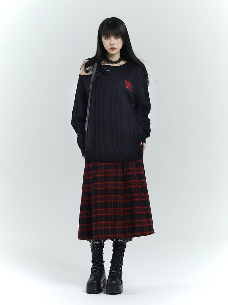 Black & Red Plaid  Double Buckles Midi Length Skirt