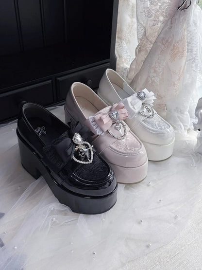 Jirai Kei Black Slip-On Platform Shoes: Round Toe with 9.5cm Block Heel, Bow & Heart Rhinestone Detail