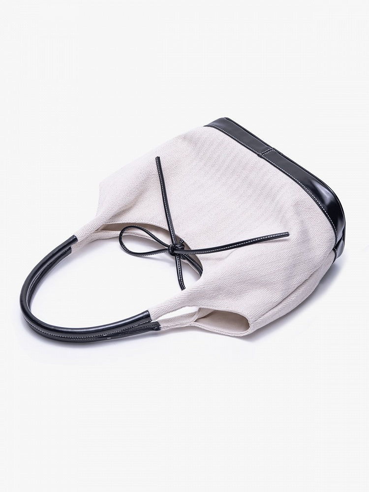 Chic Minimalist Large Capacity White Canvas Tote Bag