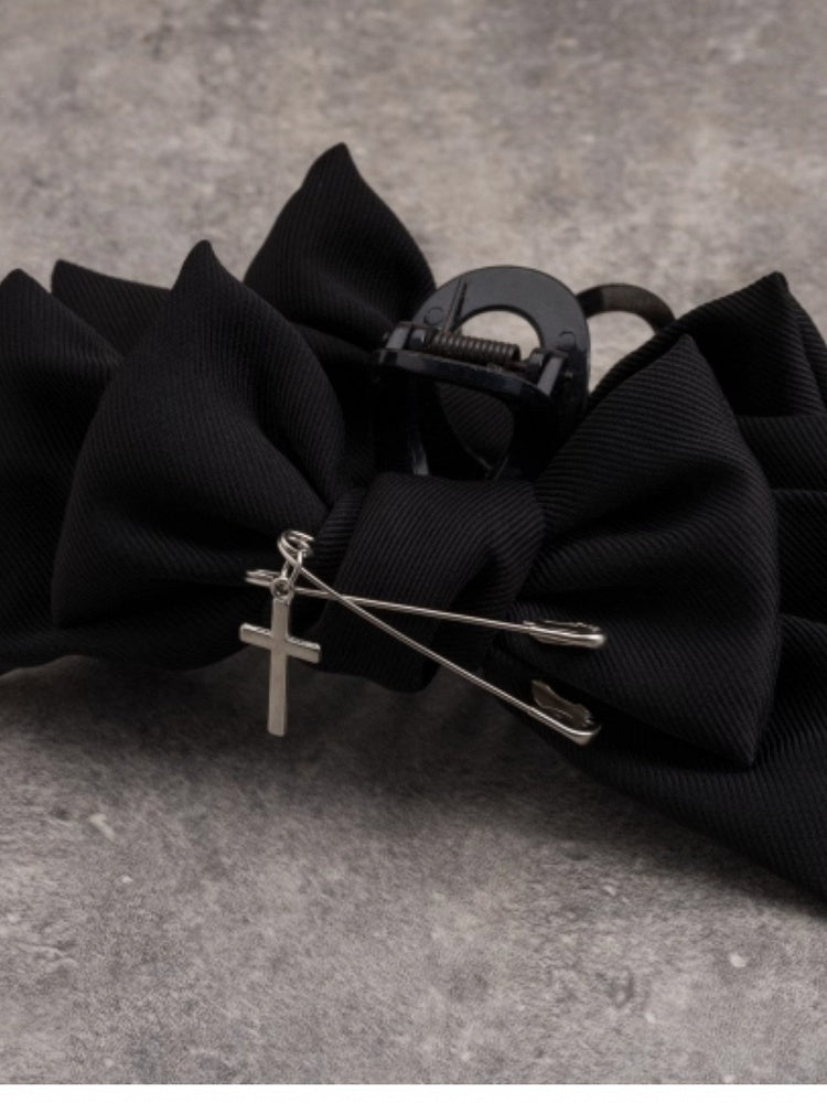 Gothic Cross Decorated Black Bowknot With Heart Buckle Claw Clip