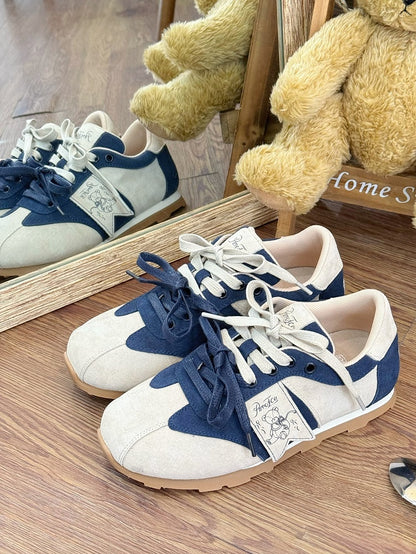 Blue Letter And Bear Decorated Front Lace-up Ties Sneakers