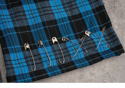 Pins Decorated Black and Blue Plaid Leg Sleeves