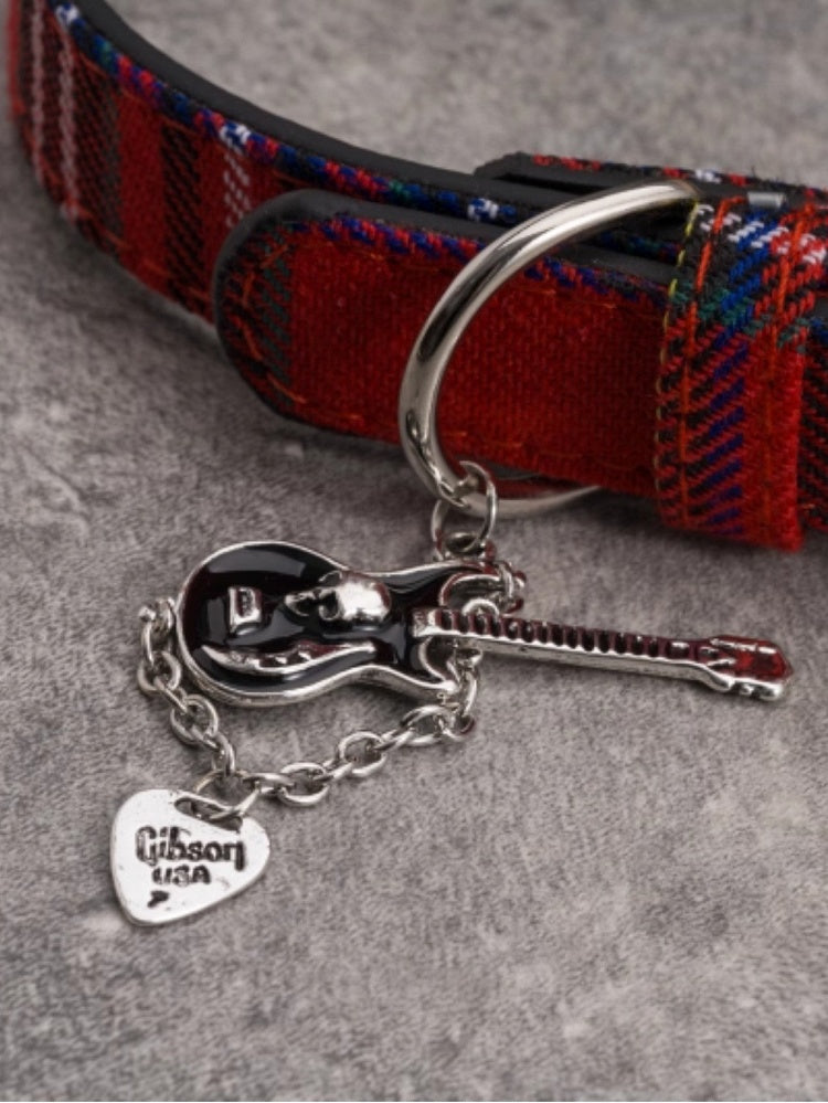 Red Plaid Pattern Buckle With Guitar Pendant Choker