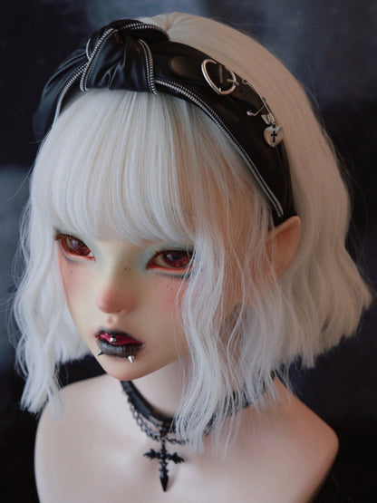 Black Knot With Heart Buckle Decorated Pins Design KC