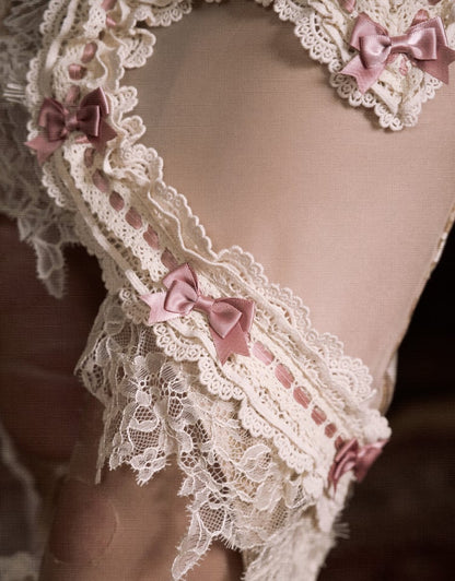 Lace and Pink Bow Accents Heart-shaped Cutout Side Skirt