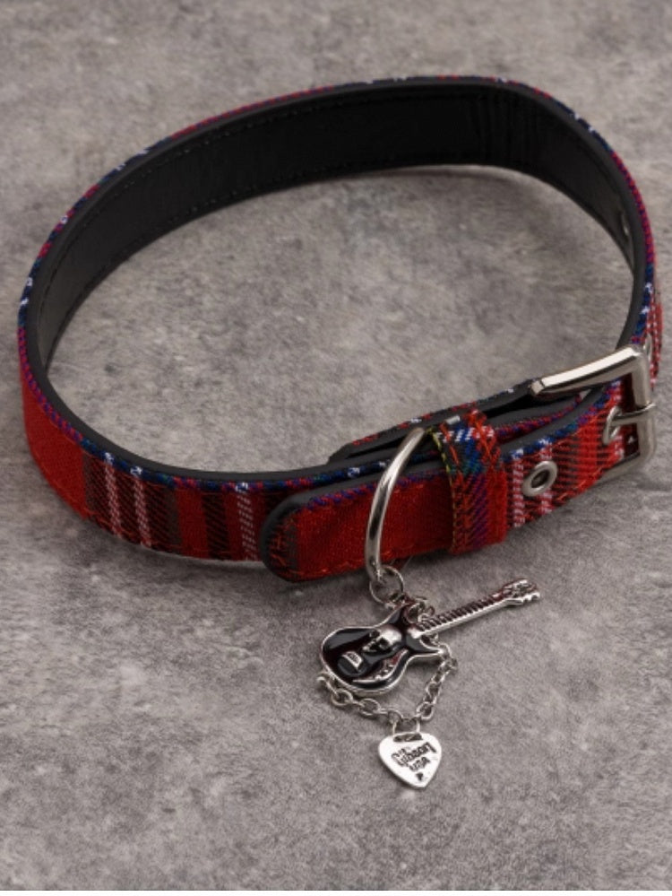 Red Plaid Pattern Buckle With Guitar Pendant Choker