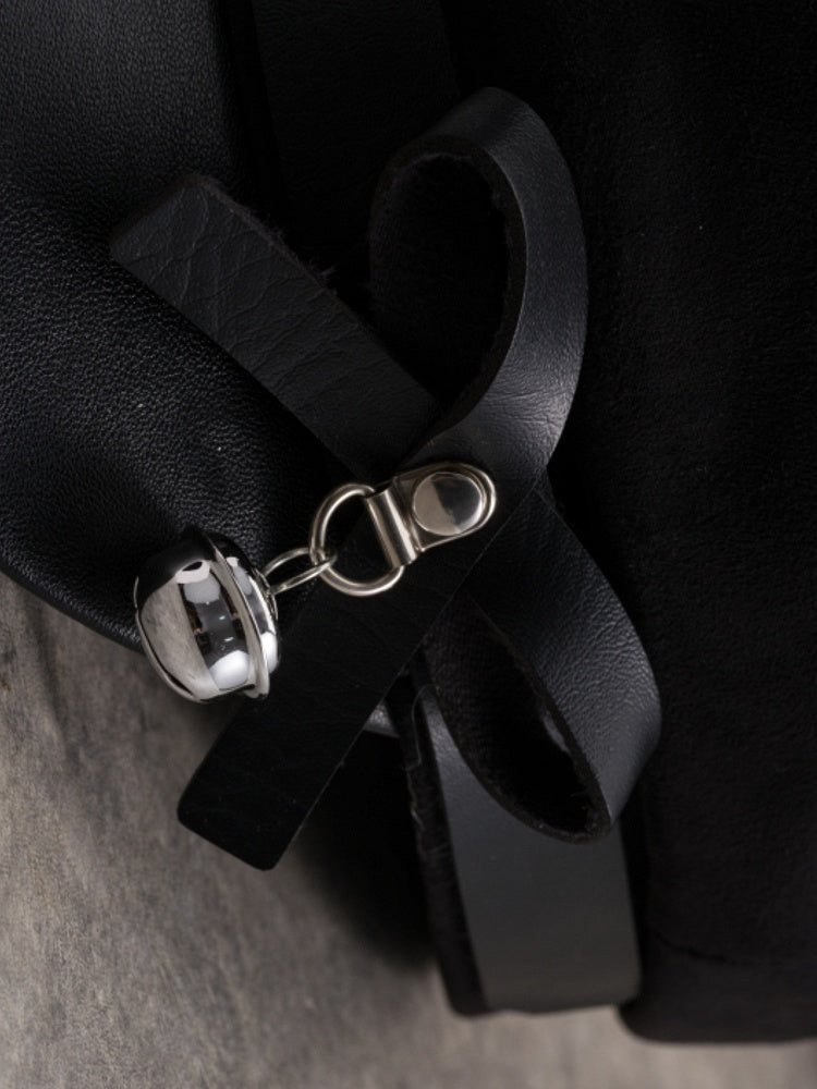 Black Gothic Bell Charm Bowknot Decorated Buckle Design Beret Hat