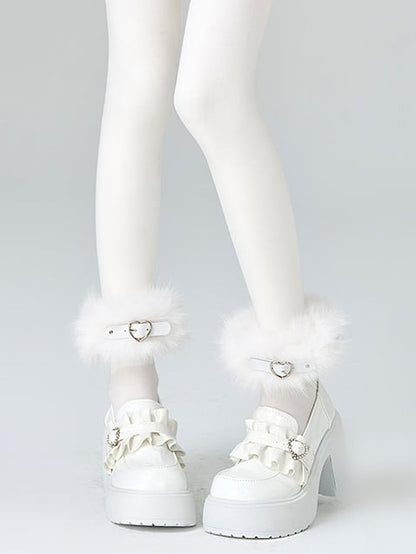 White Tights＋White Heart Buckle Shaggy Cuffs Set