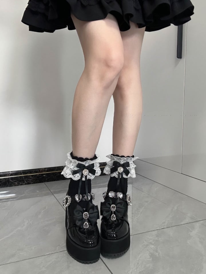 Jirai Kei Black Bowknot and Heart Rhinestone Decoration White Lace Cuffs Cotton Ankle Socks