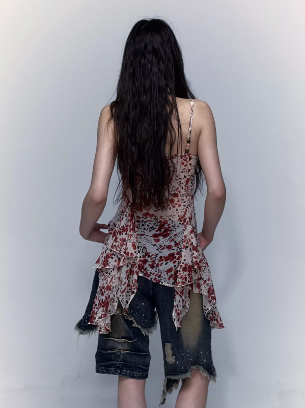 Detachable Flower Decorated White and Red Asymmetrical Hem Cami Top