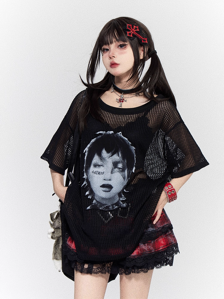 Black and Red Plaid Lace Trim Tiered Skirt with Buckle Belt Design